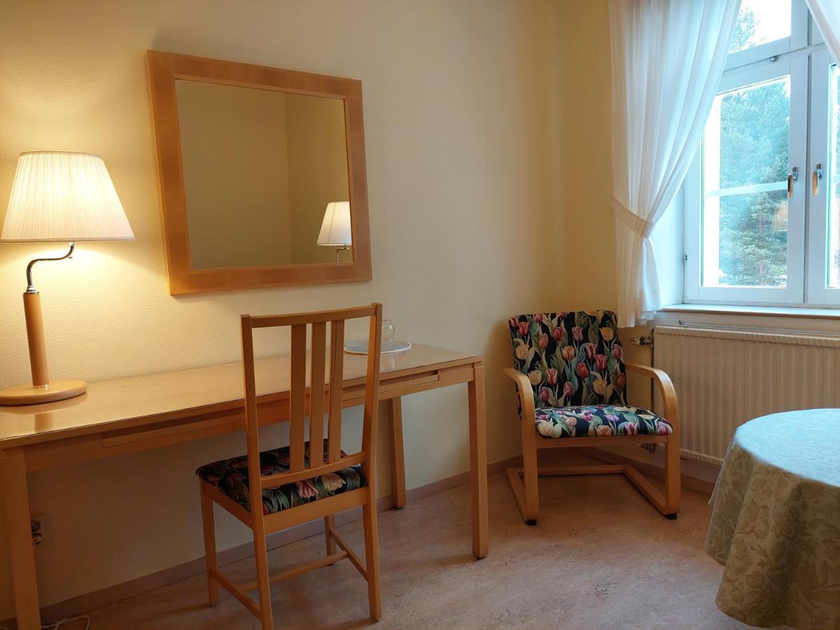 Bed and Breakfast Birgittagarden - Gaesthem - Birgittasystrarna Falun Exterior foto