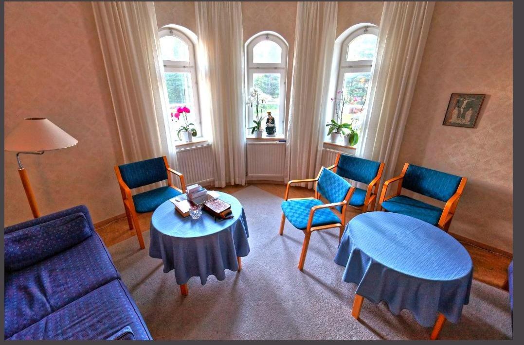 Bed and Breakfast Birgittagarden - Gaesthem - Birgittasystrarna Falun Exterior foto